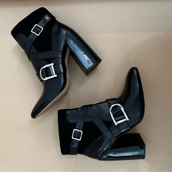 Vince Camuto Shoes - Vince camuto boots 8.5 new